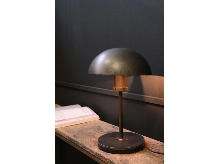 Winslet bordlampe med råt fabrikslook - Jern